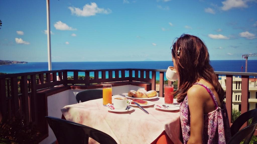 San Carlo - Terrazzo Sul Mare Con Ristorante E Pizzeria Frühstückspension 3*